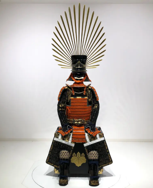 豊臣秀吉 馬藺後立付兜当世具足